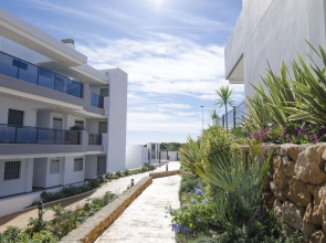 Ocean View Apartments - Marholidays