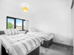 Stunning 2-bed House in Birmingham