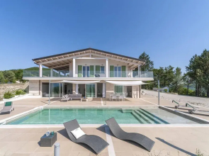 Villa Montefalcone 8 by Marche Holiday Villas