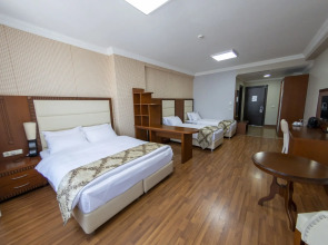 Отель Era Palace