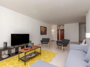 Beachfront 2 bedroom at Tides Hollywood 8th floor