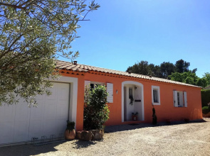 Country-style Villa With Private Pool, Walking Distance From Flayosc