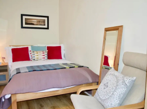 Stylish Apartment In Edinburgh