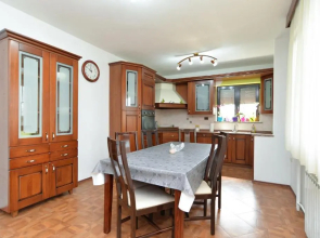 Apartment 622