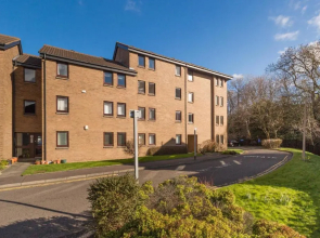 409 Boat Green Apartment