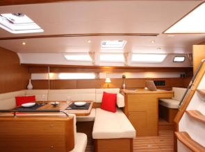 Madyson Sailing