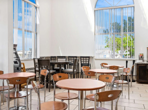 SureStay Hotel by Best Western Albuquerque Midtown