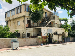 Capiedra Hotel