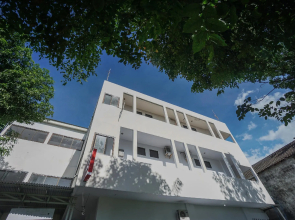 OYO 2566 Putri Kesia Rooms