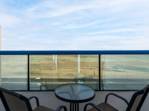 Отель Ramada by Wyndham Dubai Barsha Heights