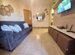 Apartamento com varanda gourmet e churrasqueira Caldas Nova