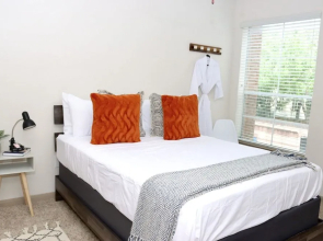 Galleria Queen Boho Chic Suite