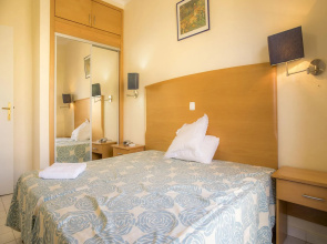A27 - Secluded Apartment 2 Minutes from the Center