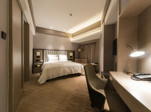 Rayfont Hotel & Apartment Chengdu