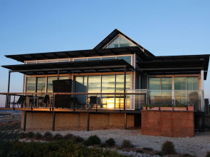 Mantarays Ningaloo Beach Resort