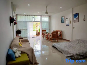 Little Charlie's House Khanom