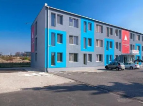 Aviator Garni Hotel
