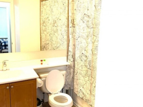 Pristine 2BR 1bth in Mississauga