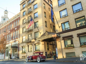 Mark Spencer Hotel