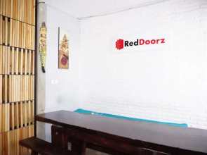 RedDoorz Hostel near Lippo Mall Kuta