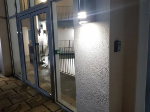 Homebird Property - Epsom Apartment