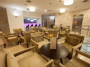 Luna Hotel Zombo
