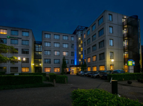 Holiday Inn Express Amsterdam - Schiphol by IHG