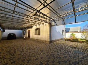 Миссис Сьютс