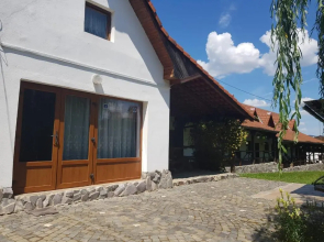 Vila Sura Razoare