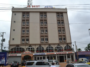 Le Best Hotel