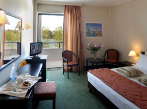 Margarona Royal Hotel
