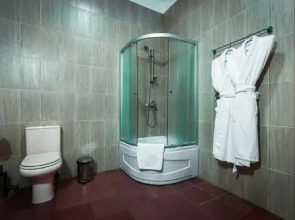 Отель Адмирал