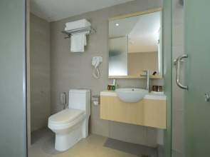 Pacific Express Hotel Central Market