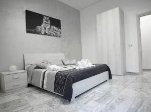 Central Luxury Apartment