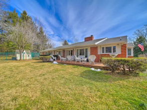 Inviting Waynesville Home Near Main St Shops