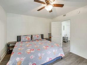 2 Mi to Bathhouse Row: Cozy Hot Springs Home