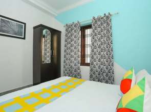 OYO Home 23654 Designer 2BHK