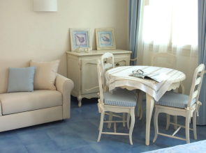 Baia Delphis Resort
