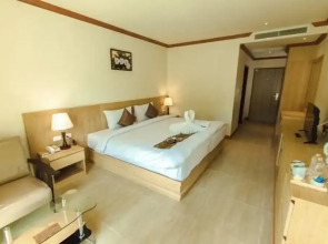 Airport Beach Hotel Phuket