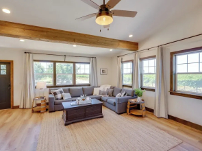 Charming Lodi Retreat: Walk to Local Wineries