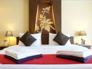 Отель Golden Sea Pattaya Hotel