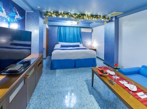 Hotel Blan Chapel Christmas Narita (Love Hotel)