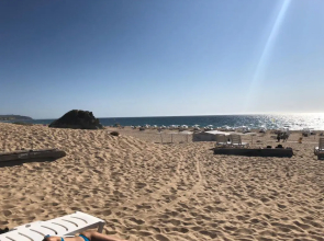 Casinha Azul near Meco Beach
