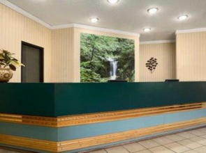 Ramada by Wyndham Asheville Southeast