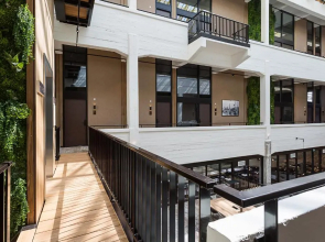 Hotel de Timmerfabriek I Kloeg Collection