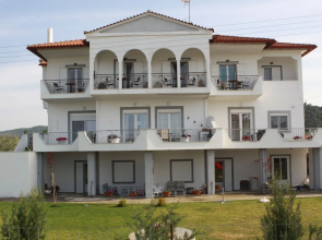 Zephyros Family Apartments