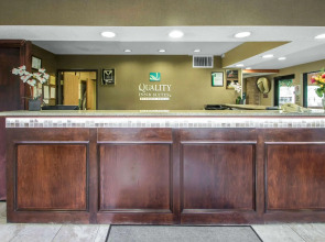 Quality Inn & Suites Sun Prairie Madison East