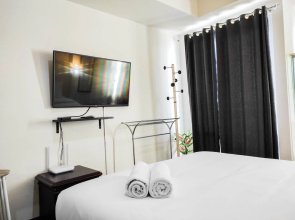 Cozy Stay Studio At Vida View Makassar Apartment