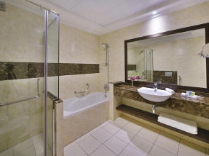 Gateway Hotel