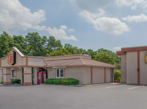 Super 8 by Wyndham Carlisle North